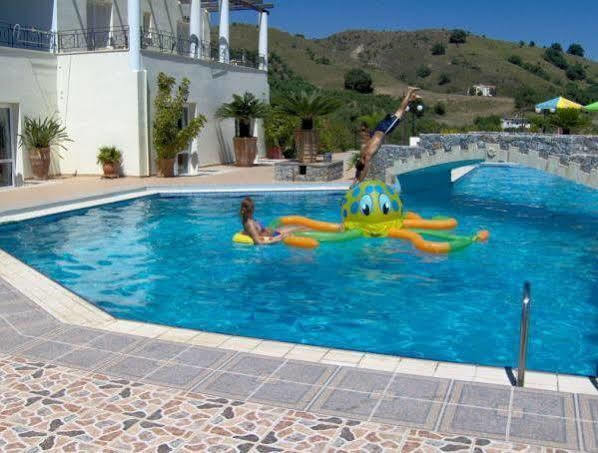 Pinelopi Apartments ゲオルギオポリス エクステリア 写真